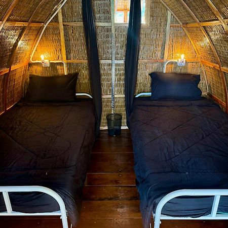 Rafikis Retreat Hostel Derm Tkov Village Bagian luar foto