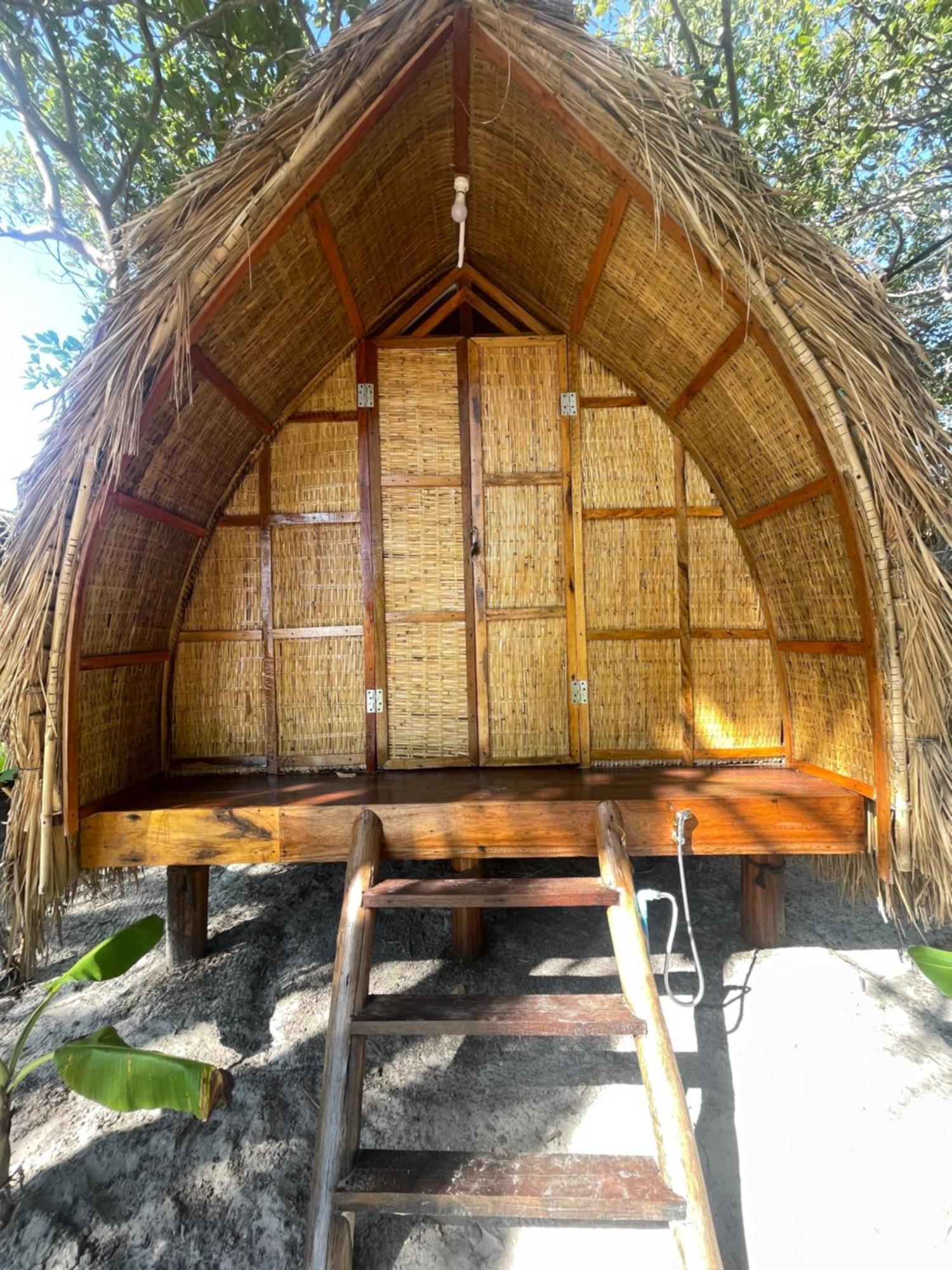 Rafikis Retreat Hostel Derm Tkov Village Bagian luar foto
