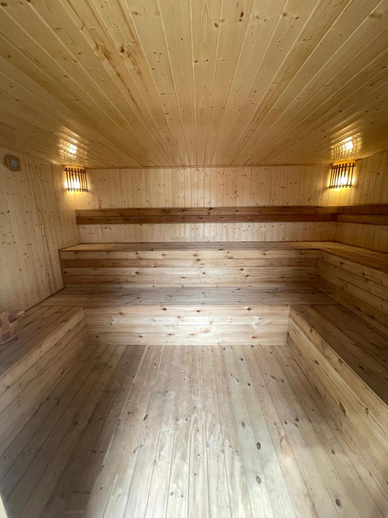 Rafikis Retreat Hostel Derm Tkov Village Bagian luar foto
